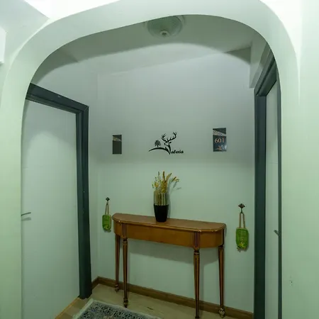 Valeria White Suites Отель